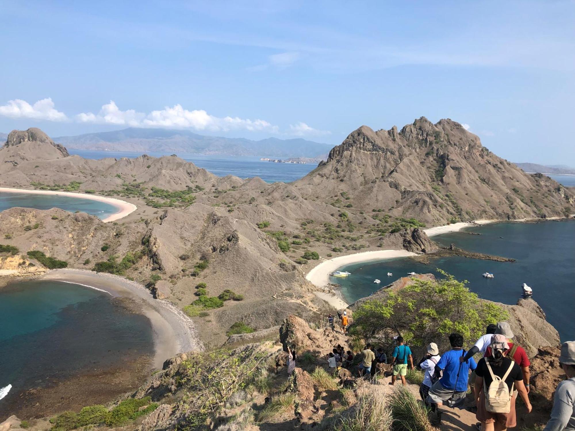 Dua Putri Komodo Homestay Exteriér fotografie